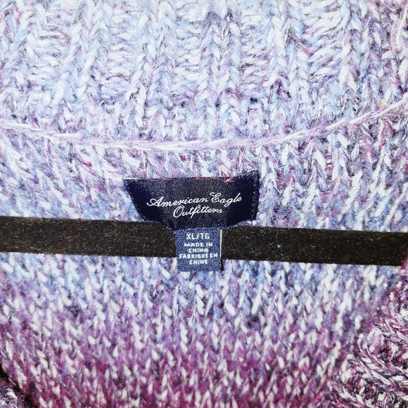 American Eagle Sweater - Picture 3 of 5